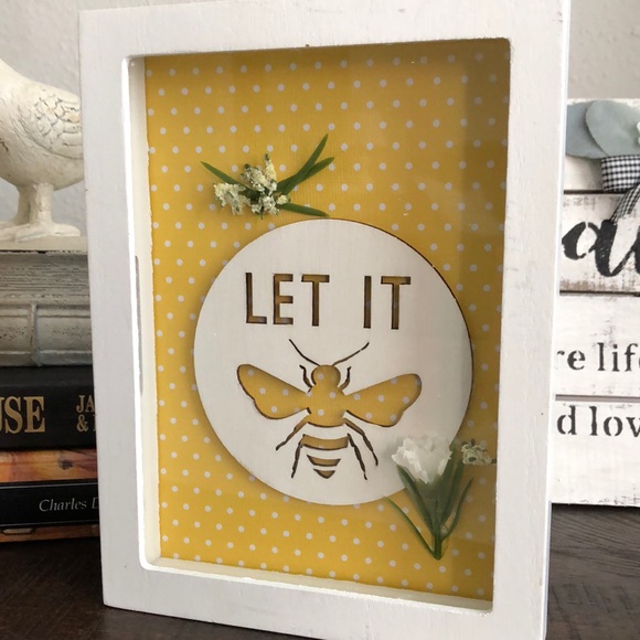 Shadow Box Decor - Picture 1 of 1